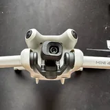DJI Mini 4 Pro дрон 3