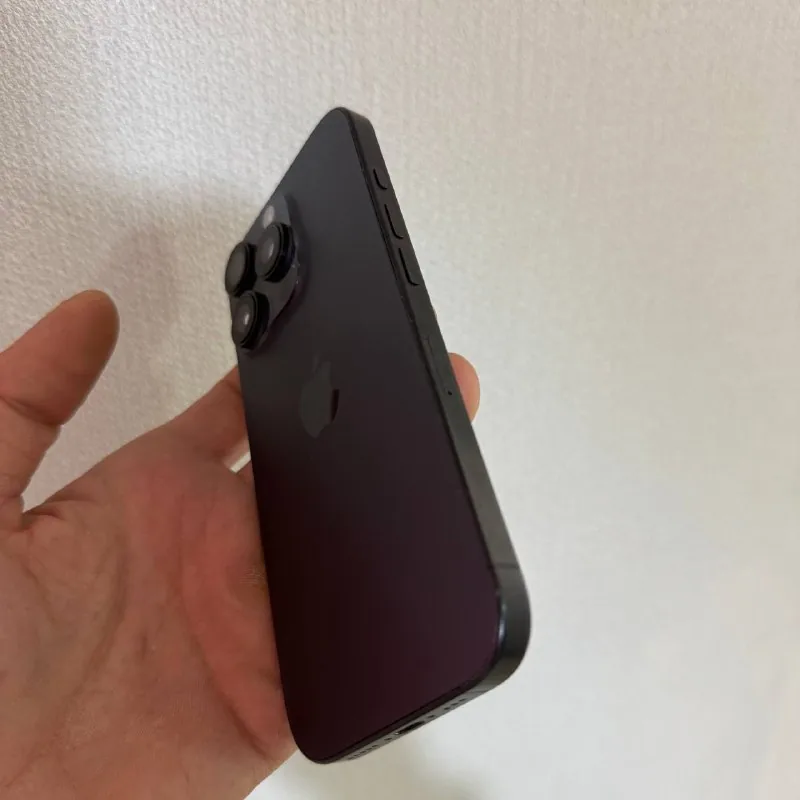iPhone 16 Pro 1