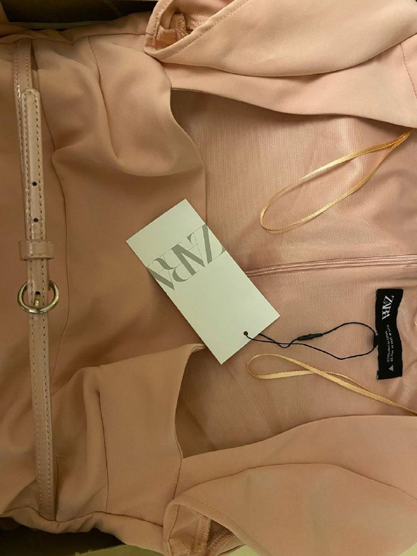 Женская одежда Zara, размер М 4