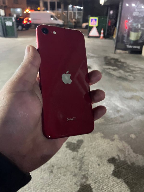 iPhone 14 PRO 128GB, iPhone SE3 2022 64GB Red 4