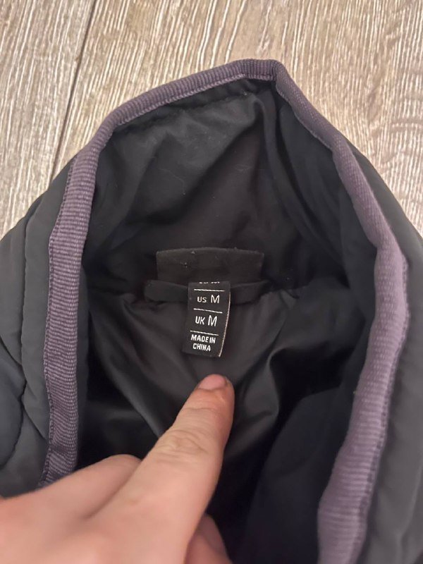 Мужская зимняя куртка Ellesse размер M 4