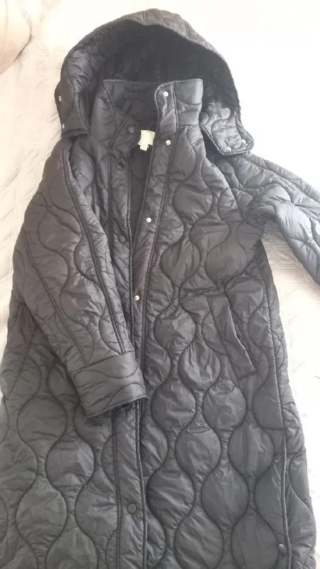 Черная длинная куртка H&M, зеленая ветровка Mavi 1