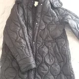 Черная длинная куртка H&M, зеленая ветровка Mavi 1