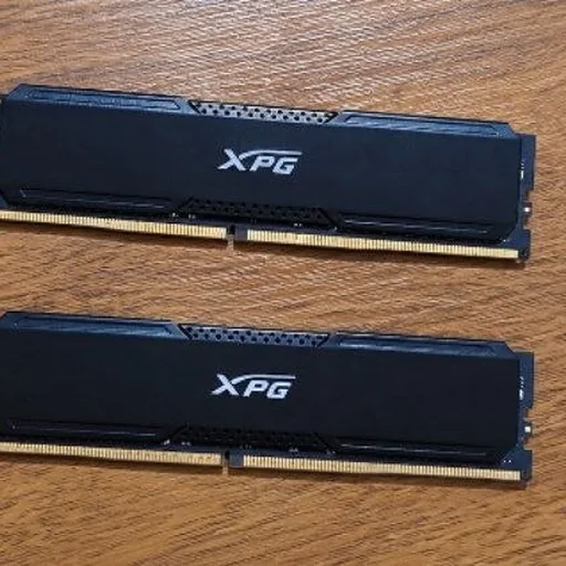 Оперативная память DDR4 32 ГБ (2×16 ГБ)