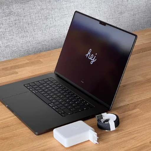 MacBook Pro 16 M3 Pro