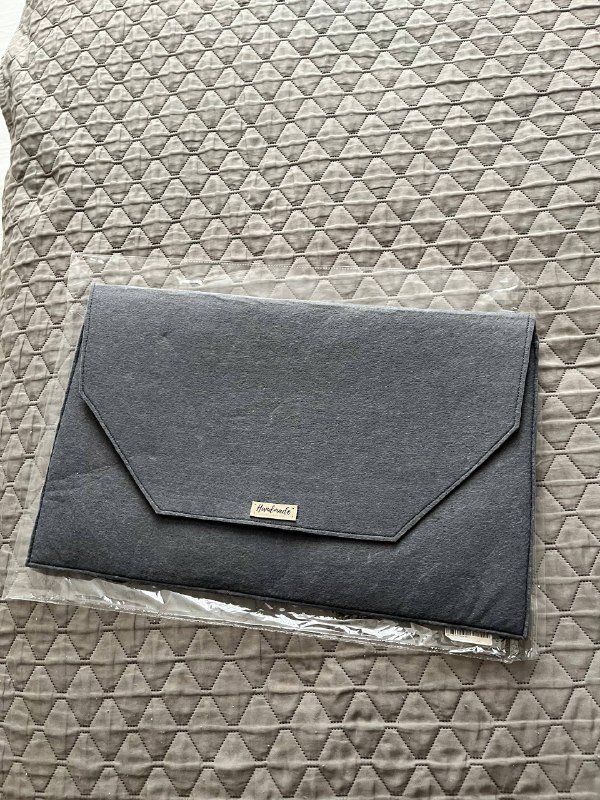 Чехол конверт для ноутбука 17.3 новый