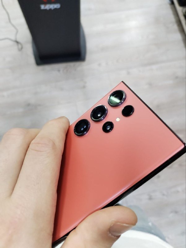 Samsung S22 Ultra 12/256 Гб 5