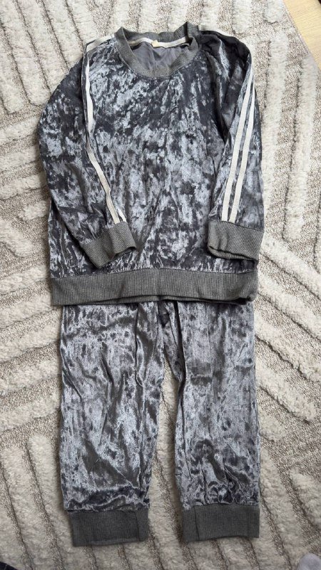 Детская одежда 7-10 лет кофточки, костюмы, джинсы 7