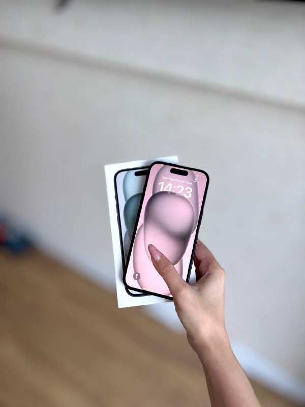 iPhone 15, Планшет Samsung Tab A, Электросамокат Ninebot D18