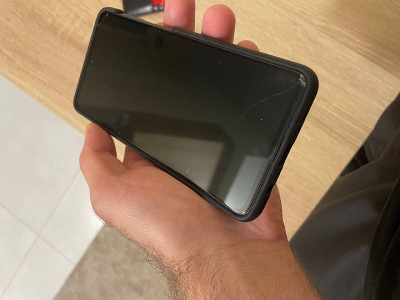 Самсунг М31s смартфон с трещиной на экране 5