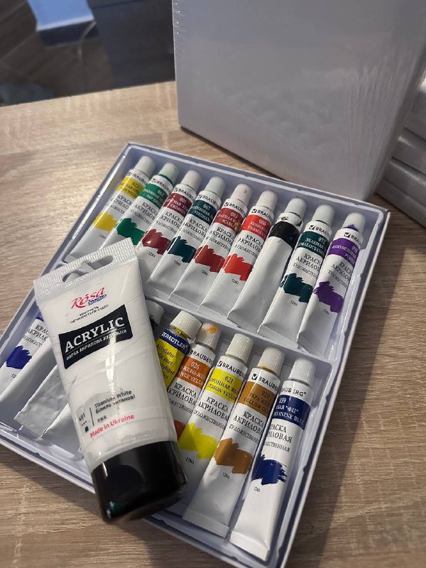 Набор художника: акриловые краски, кисти, холсты 3