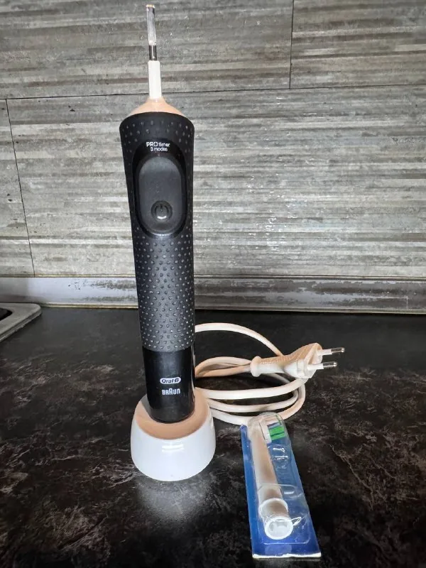 Зубная щетка Braun Oral-B