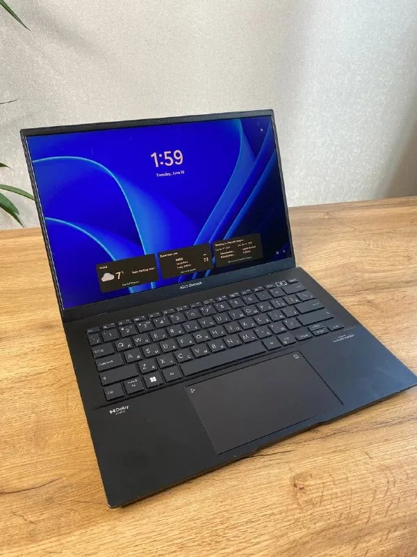 Asus Zenbook 14 1