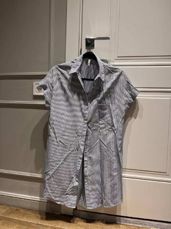 Mango джинсы Mom, Mavi шорты, Nike кроссовки, черное платье Mango, платье Mango oversize 6