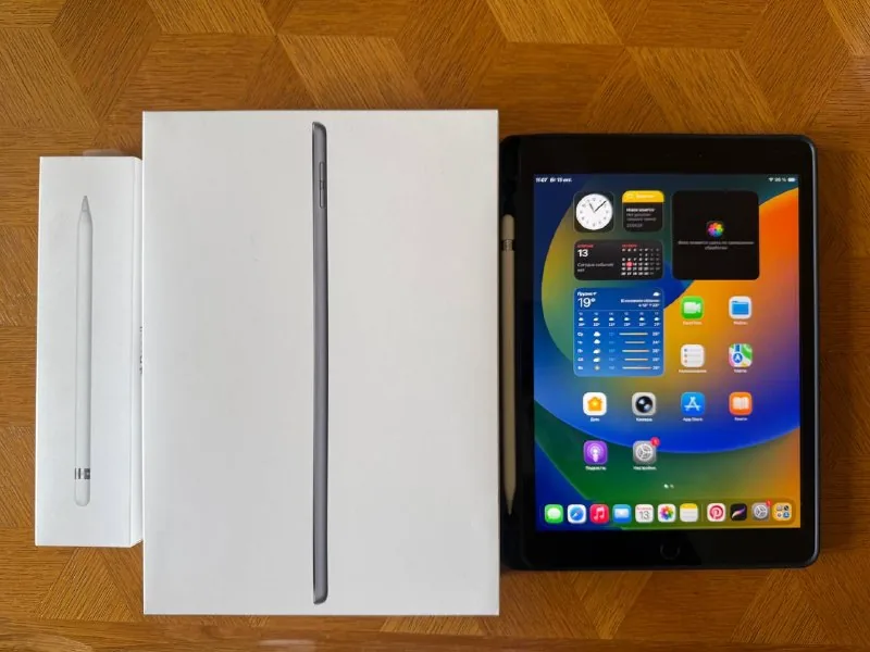 iPad 9th generation 64 GB со стилусом 1