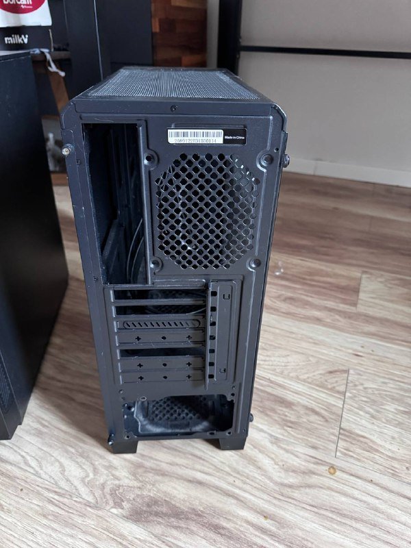 Корпуса eATX и ATX 8