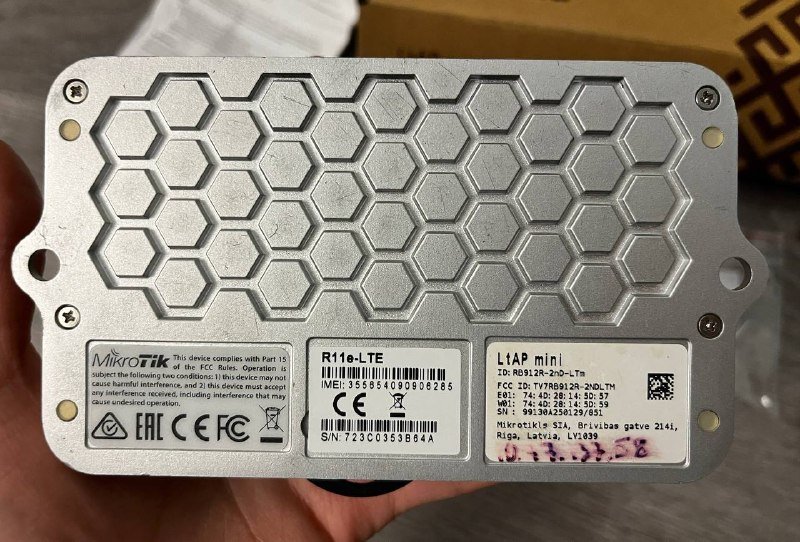 MikroTik LtAP mini R11e-LTE роутер 3