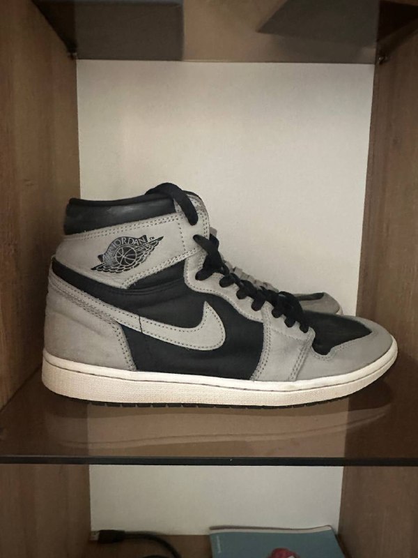 Сникерсы Jordan 1 shadow 2.0, Jordan 5 green bean 10us 2