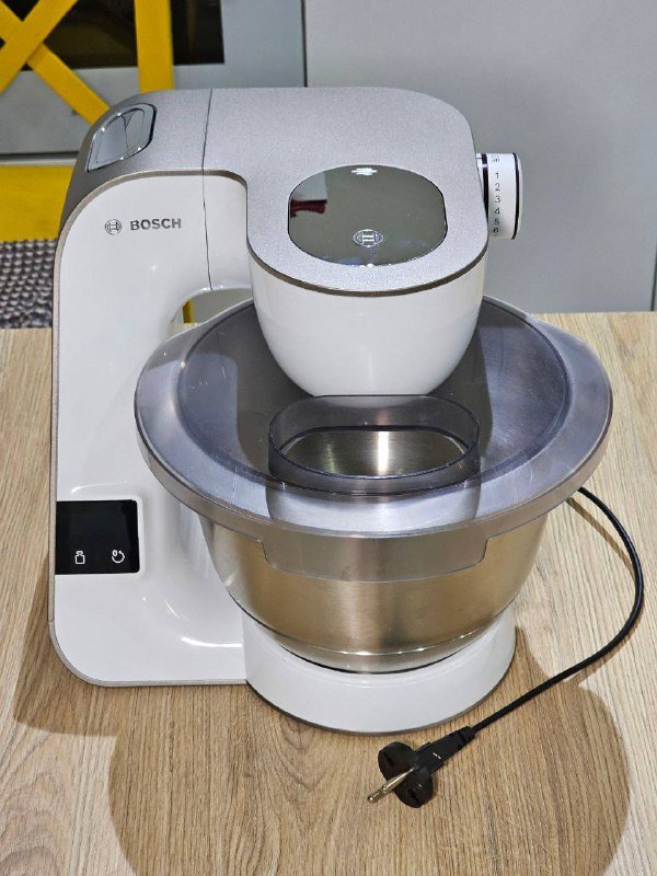 Кухонный комбайн Bosch MUM5XW20 полный комплект