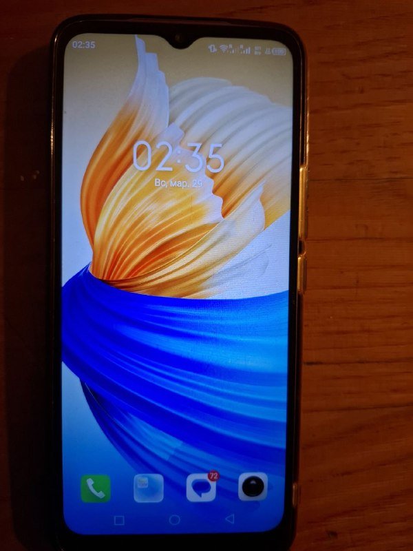 Смартфон INFINIX, 3 черных чехла