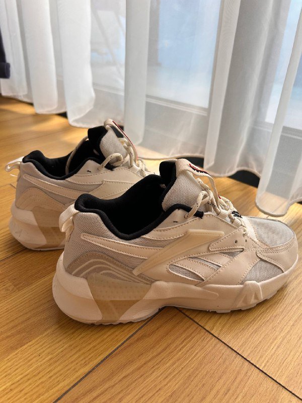 Кроссовки Reebok размер 39 2