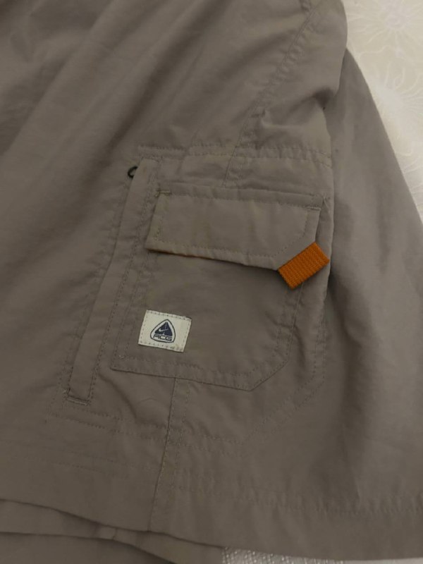 Nike ACG shorts size M 4