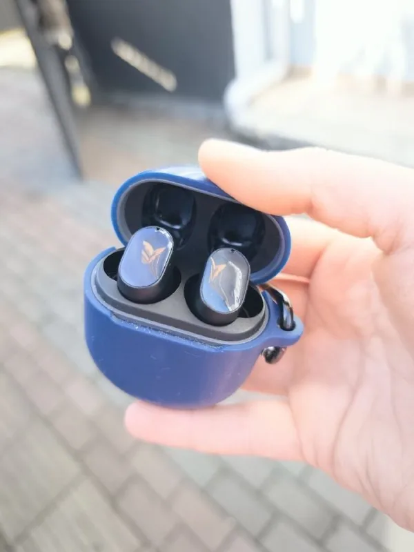 Бездротові навушники Xiaomi Redmi Buds 3 Pro 1