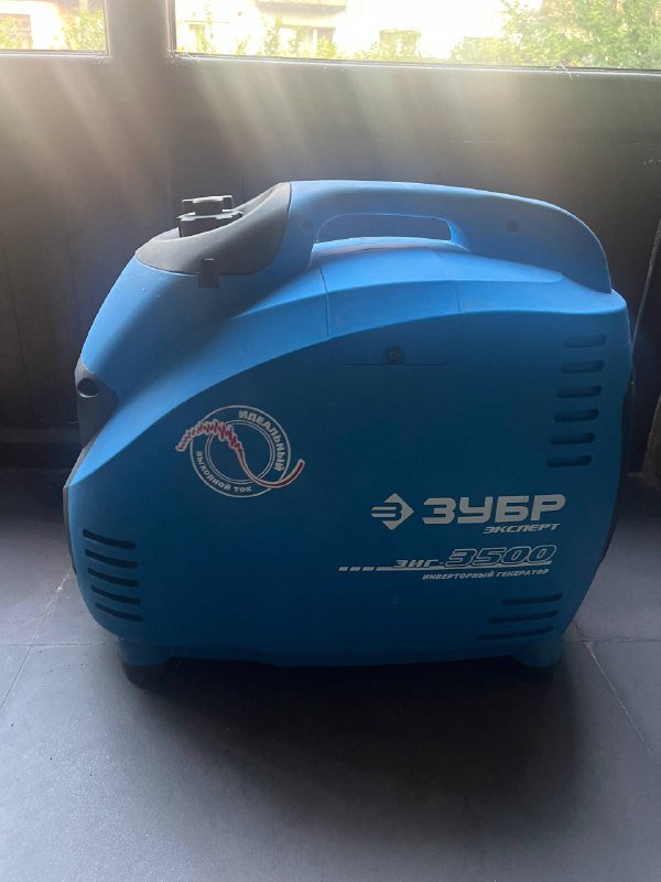 Инверторный генератор Зубр 3500w 7