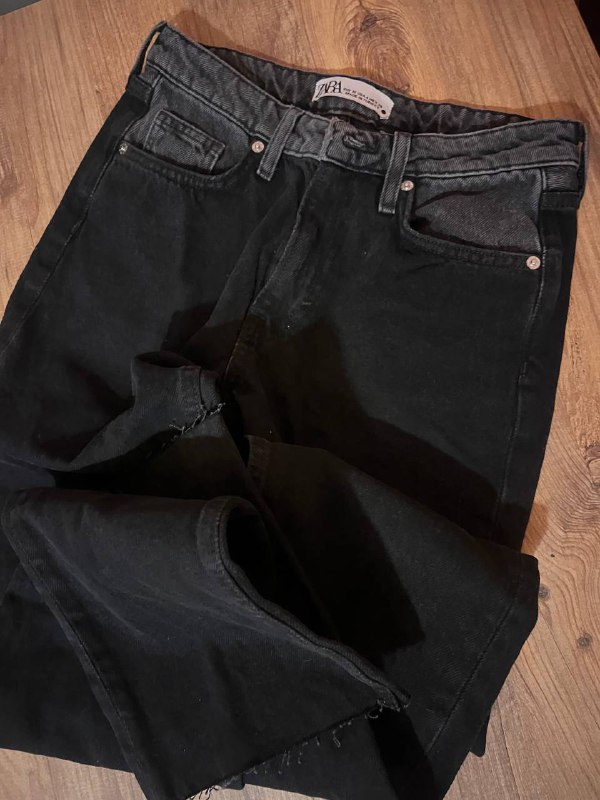 Zara jeans for sale, fits up to 55 kg 2