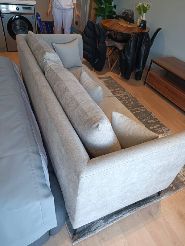 Диван с ковром 5