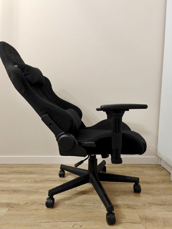 Компьютерное игровое офисное кресло из Jysk 3