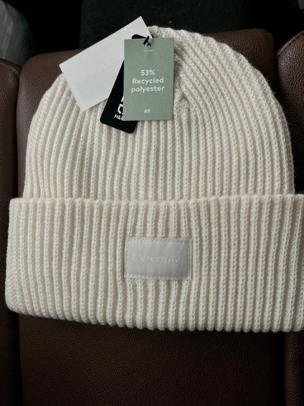 Флиска Columbia, Костюм NIKE, UGG оригинал, Massimo Dutti свитер, Coach сумка, шапка H&M, Massimo Dutti жакет, свитер Zara зеленый 3