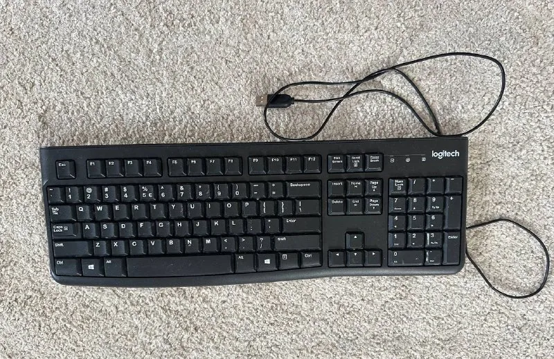 Клавиатура Logitech