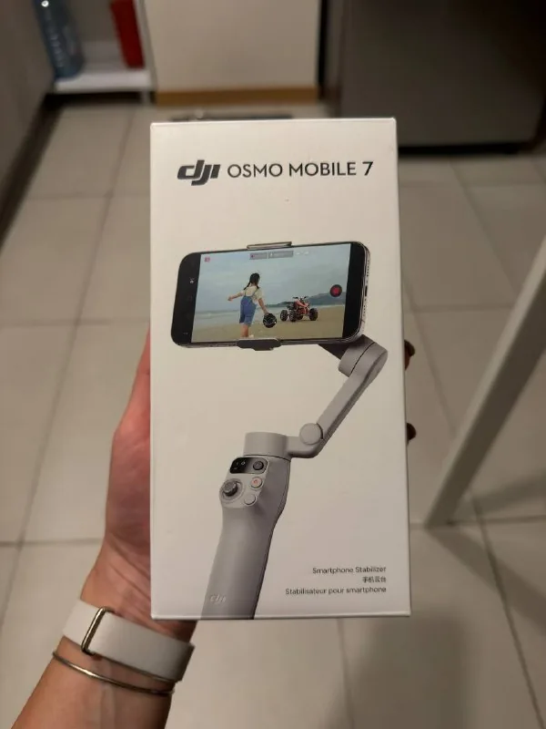 DJI Osmo Mobile 7 1