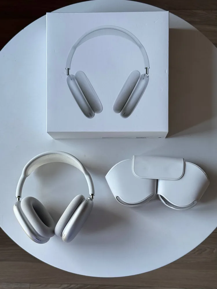 Apple AirPods Max 1