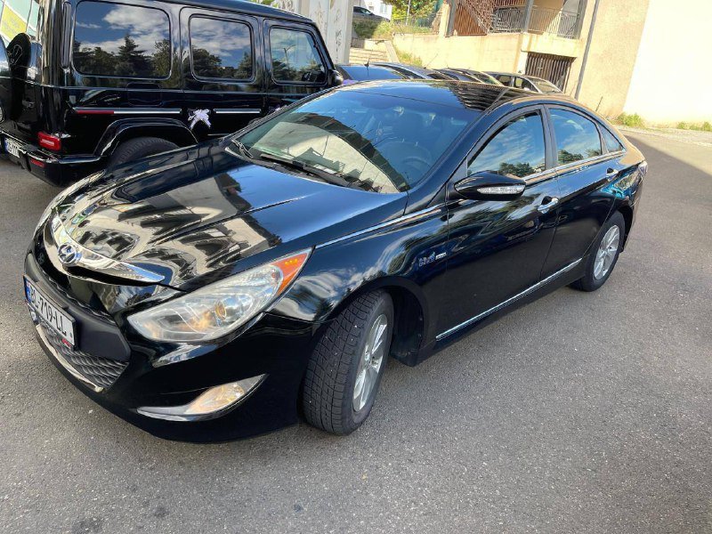 Hyundai sonata 2.4 Hybrid black 2014 7