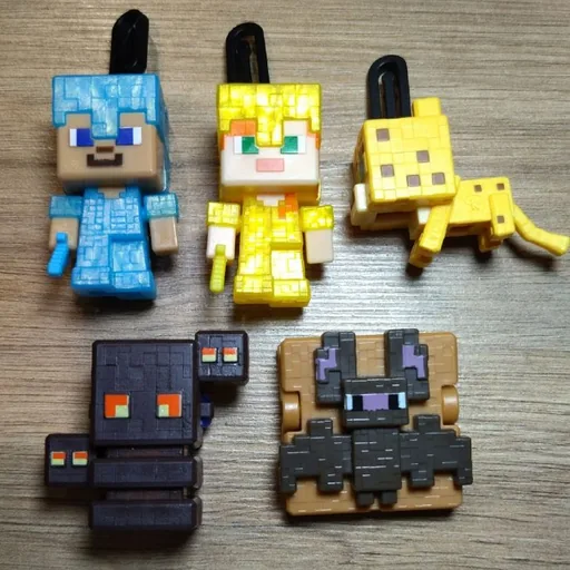Фигурки Minecraft Kinder Joy