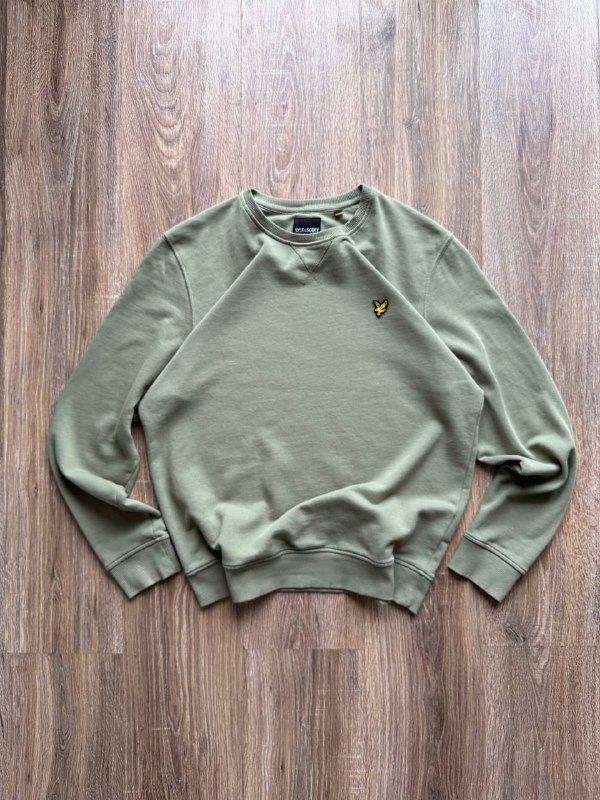 Брюки Napapijri, Поло Versace, Свитшот Lyle&Scott, Джемпер Sergio Tacchini, Шорты Carhartt, Мессенджер Eastpak, Поло Stone Island, Джинсы Diesel, Рюкзак Eastpak 3