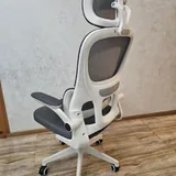 Офисное кресло 2