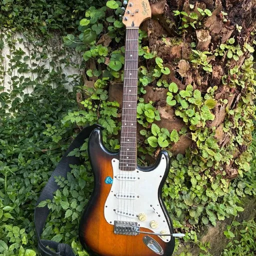 Squier Affinity Stratocaster Sunburst ელექტროგიტარა