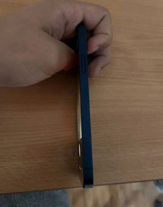 Айфон 12, 64 Гб