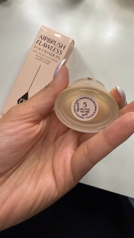 Airbrush Flawless Foundation 3