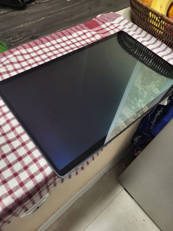 Lenovo duet 5 13.3" планшет 2
