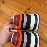Кольцо, подвеска, наушники JBL Tune 510BT, босоножки, кроссовки Armani Exchange 8