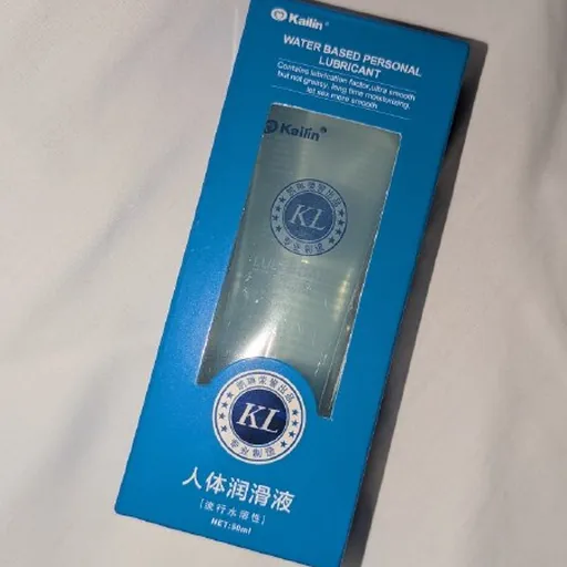 Лубрикант, презервативы XL