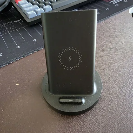 Беспроводная зарядная станция Xiaomi Mi 20W