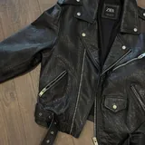 Кожаная байкерская куртка ZARA 4