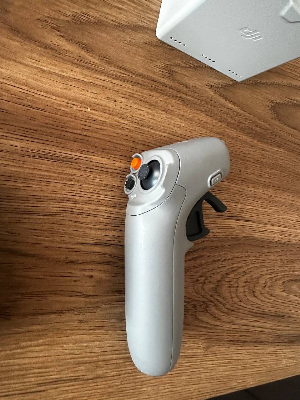 DJI Mini 3 Pro Fly More Combo дрон, DJI Motion Controller 2 2