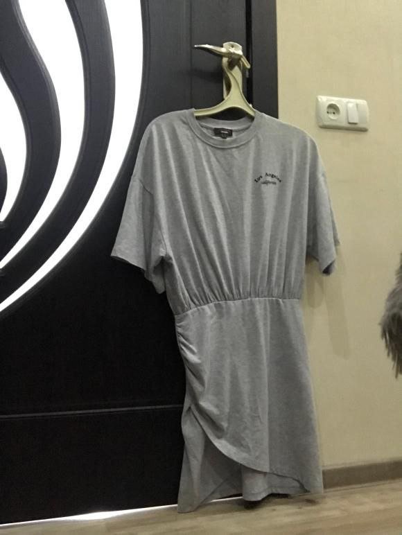 платье серое, топики одноцветные 4