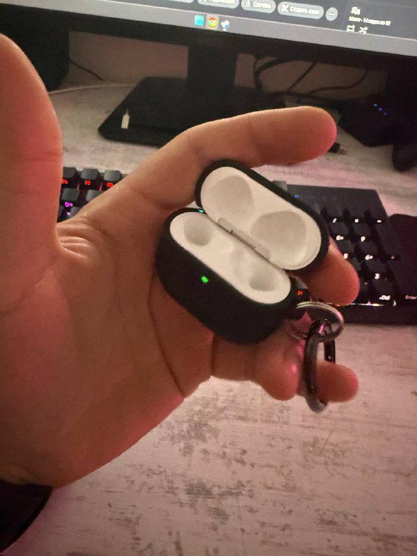 Кейс наушников AirPods 4 ANC 4